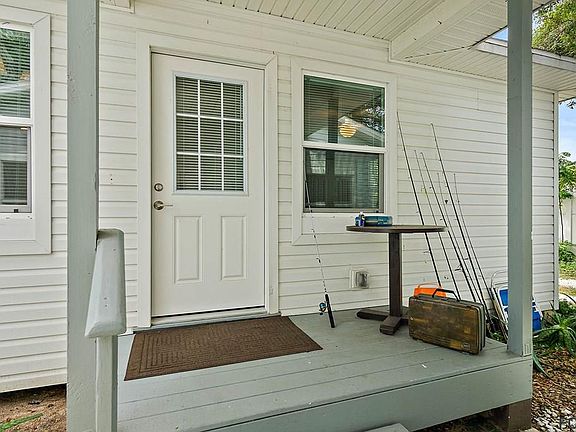 4th image of 216 S 5th St #B