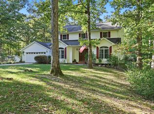 187 Oak Crest Dr, Tennessee Ridge, TN 37178