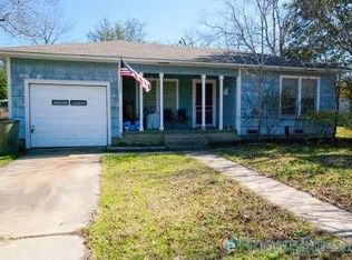 825 Enfield St, Bryan, TX 77802