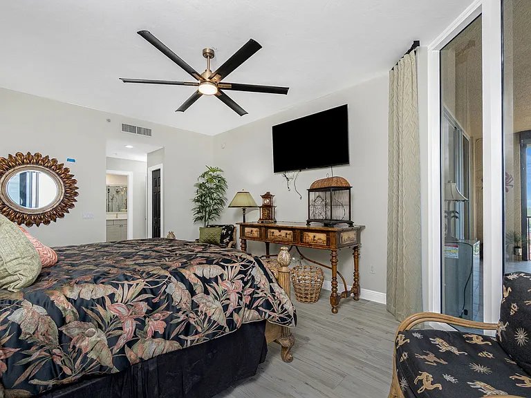 3313 Sunset Key Cir #701 — Photo 49