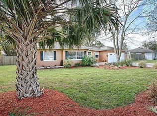 2668 Eastland Rd, Mount Dora, FL 32757