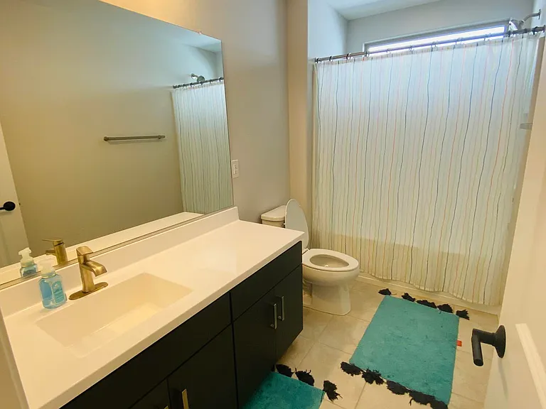 8928 W Missouri Ave — Photo 53