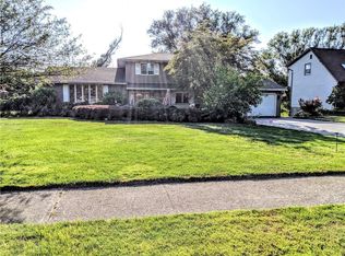 169 Sherri Ann Ln, Rochester, NY 14626