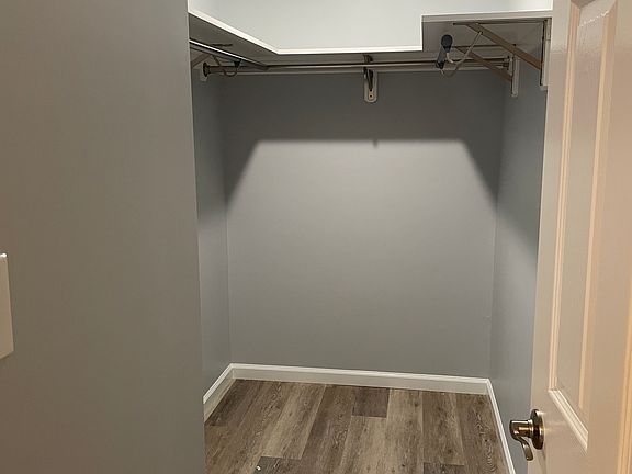 walk in closet
