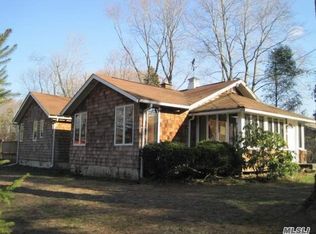 53 Shore Rd, Mount Sinai, NY 11766