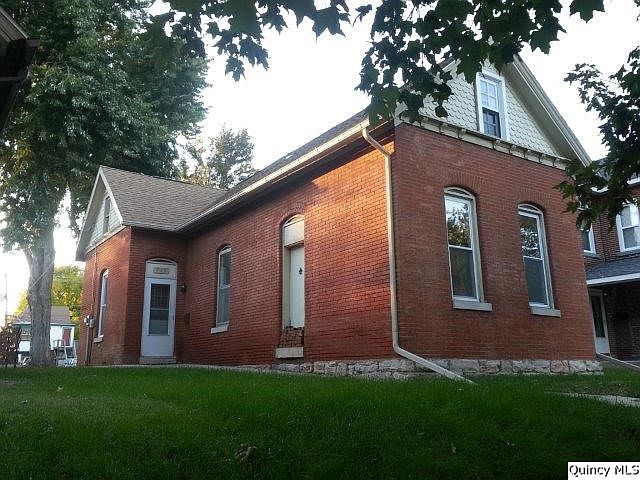 Home for Sale in Quincy, IL $57,900
