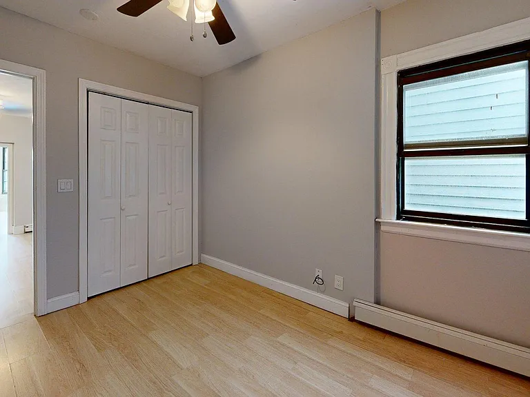 225 E Eagle St #1 — Photo 6