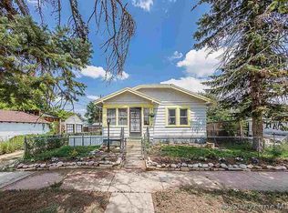 711 Seymour Ave, Cheyenne, WY 82007