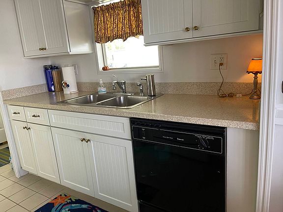 4th image of 32 Galleon Dr #32