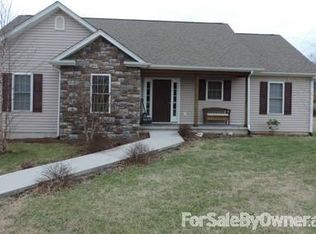 49 Freeman Dr, Lynchburg, VA 24502