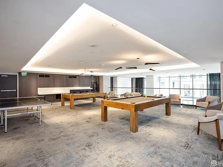 201 Folsom St #33D — Photo 44