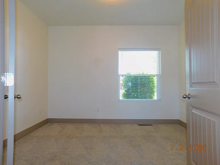 4039 Queen Anne Dr — Photo 11