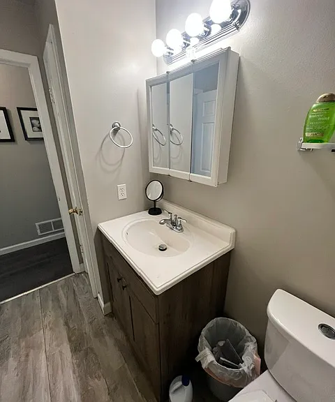 2019 Oak St #A — Photo 3