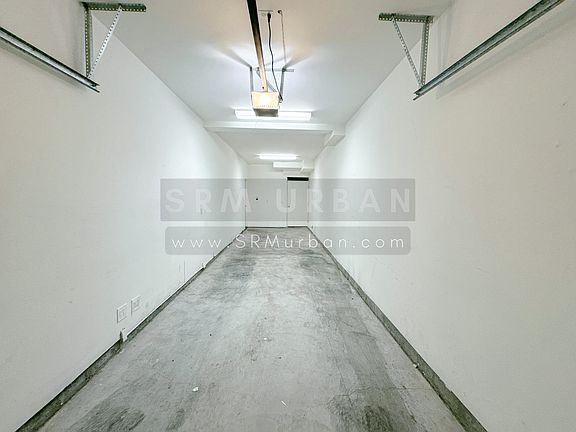 3rd image of 1419 Essex St APT 4