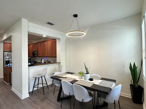 661 Corte Madera Ln Unit 4, West Palm Beach, FL 33401