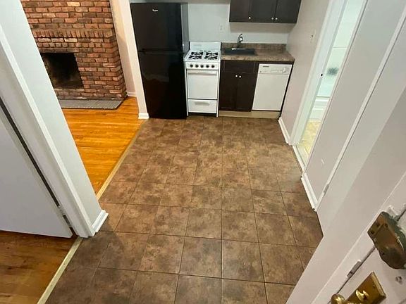 2nd image of 244 E 33rd St #2C