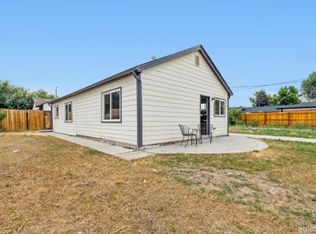 370 S Newton St #B, Denver, CO 80219