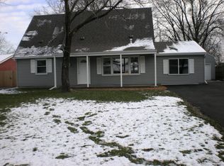 767 Juniper Rd, Valparaiso, IN 46385