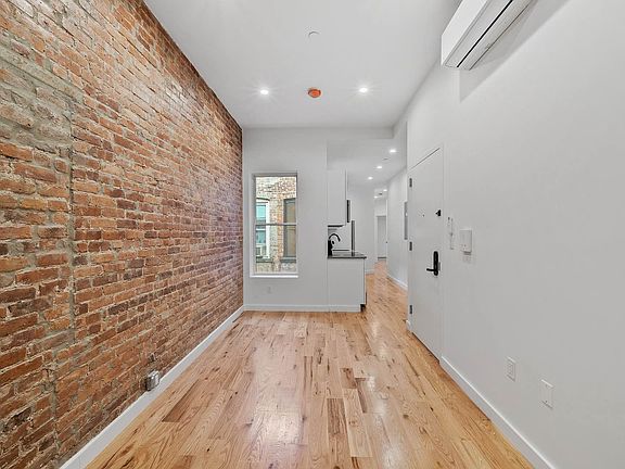 5th image of 284 Suydam St #3L