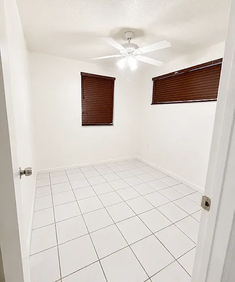 2573 SW 21st Ave #2573 — Photo 5