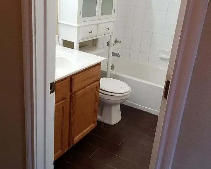 2801 Southampton Way #A — Photo 9