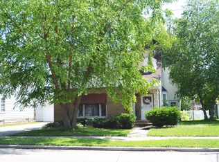 1108 1/2 N Oneida St, Appleton, WI 54911