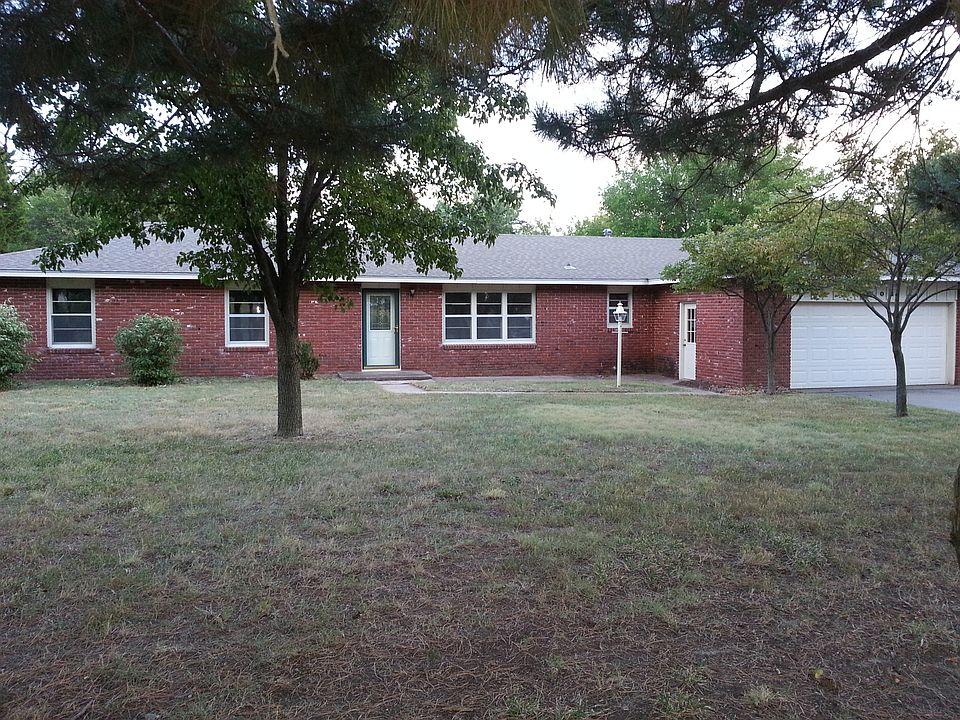 1st image of 3401 E 30th Ave