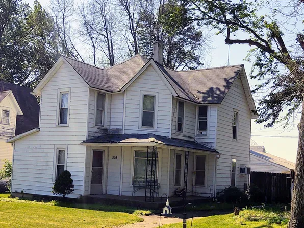 203 3rd St, Boxholm, IA 50040