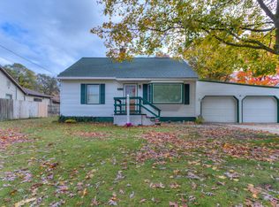 1620 S Quarterline Rd, Muskegon, MI 49442