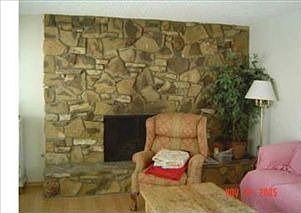 2nd image of 4828 Onyx St