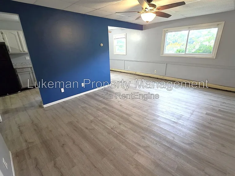 46131 S Lakeshore Dr #1 — Photo 2