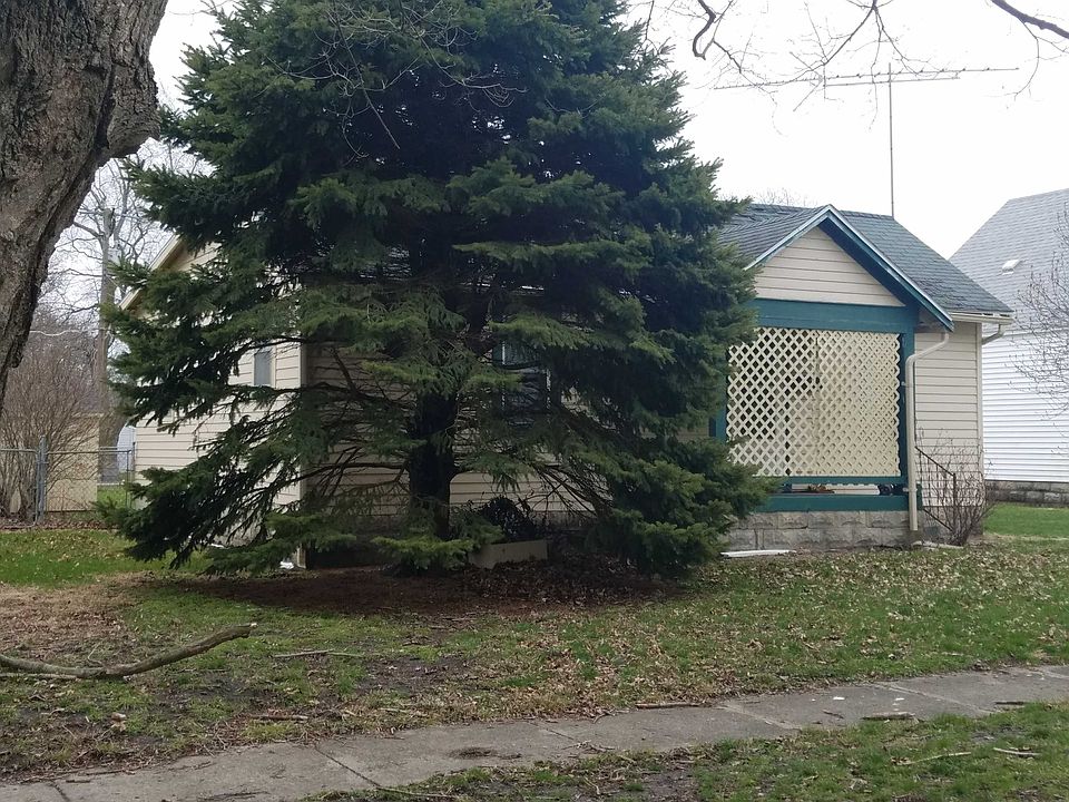 2nd image of 1016 N 12th St