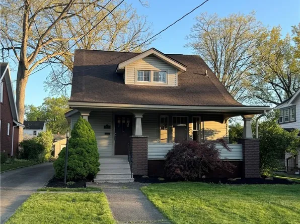 1744 Edgewood St NE, Warren, OH 44483
