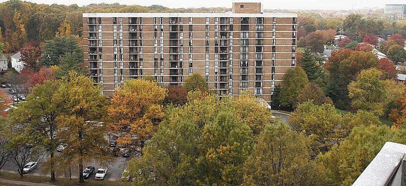 1st image of 2311 Pimmit Dr APT 811