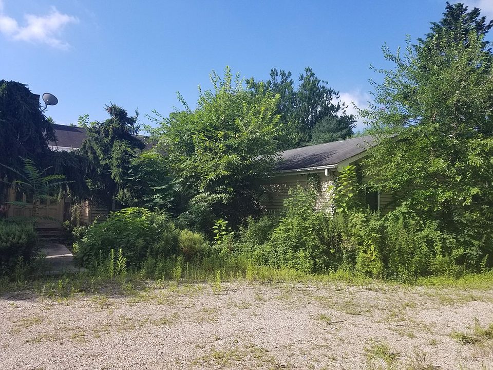 2nd image of 100A Store Hill Rd