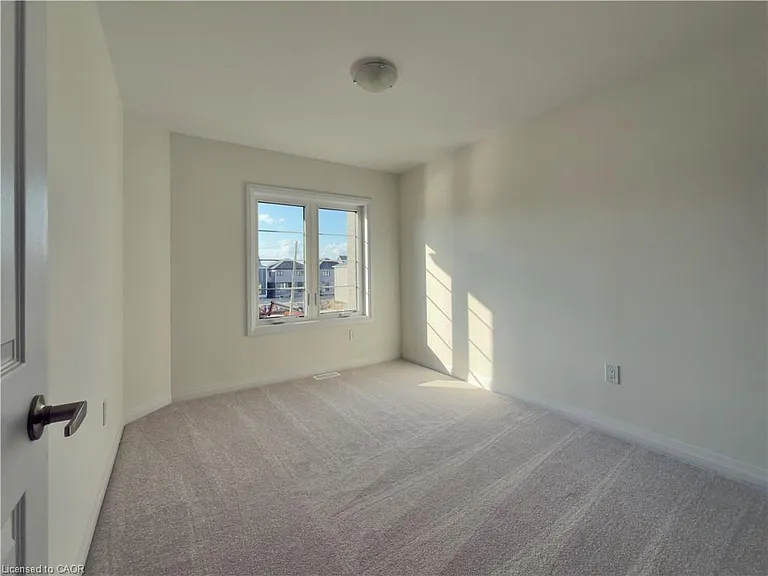369 Starlight Ave — Photo 15