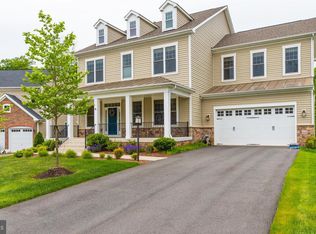 24819 Barrington Grove Ct, Aldie, VA 20105