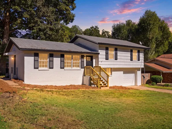 225 Berkshire Dr, Birmingham, AL 35210