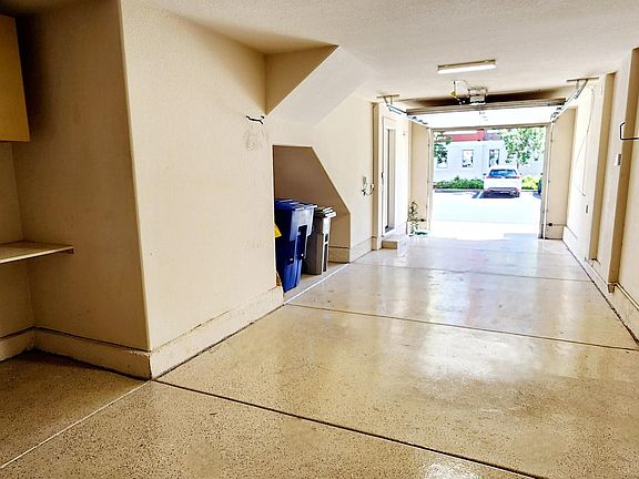 Tandem 2-car Garage w/storage