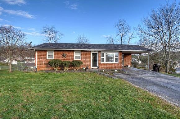 1st image of 405 Cottonwood Ln