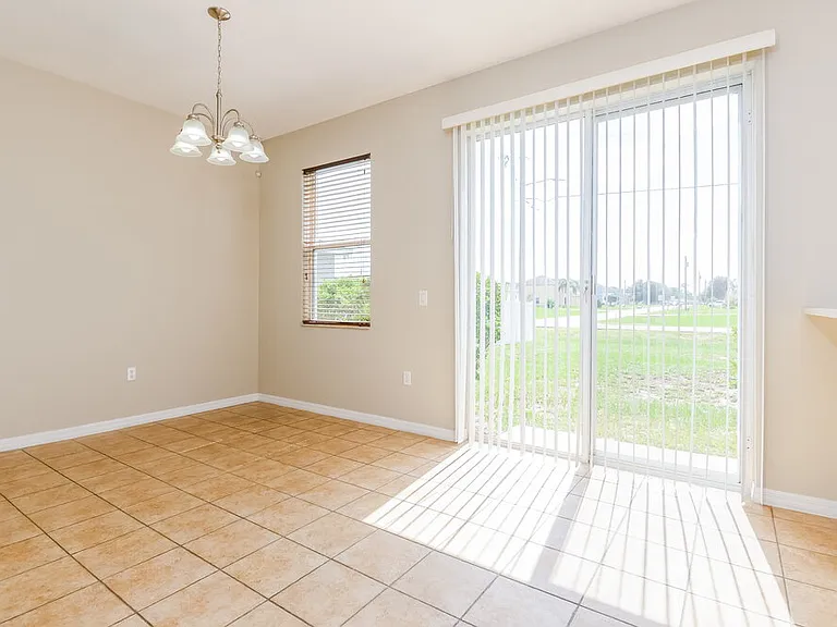 1007 N Platte Way — Photo 7