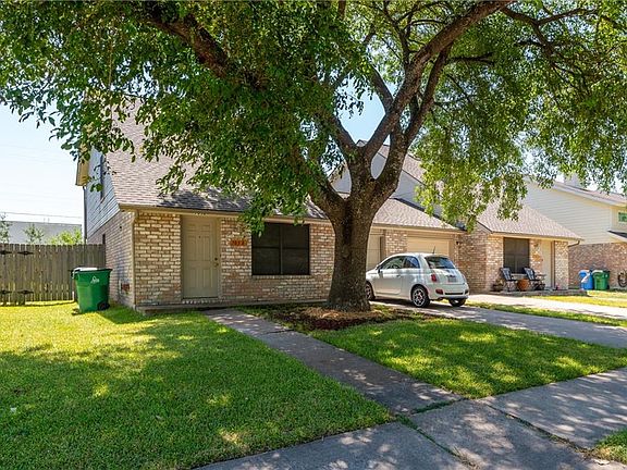 3rd image of 705 Valley View Dr #A & B