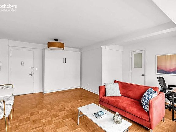 4th image of 55 E 9th St APT 12A