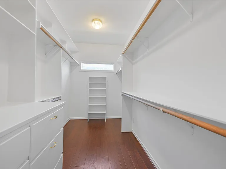 3724 Wroxton Rd — Photo 31