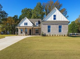 50 Nebhut Ln, Rossville, TN 38066