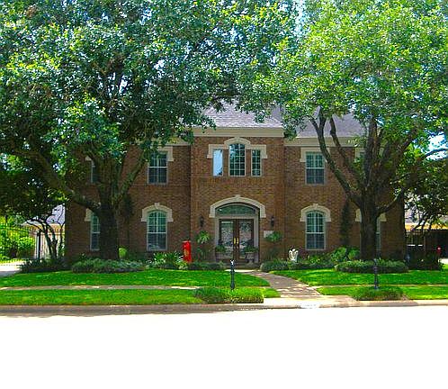 3rd image of 3018 Meadow Pond Dr