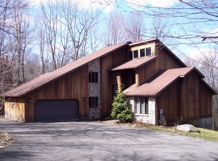 16214 Harwood Dr SW, Frostburg, MD 21532