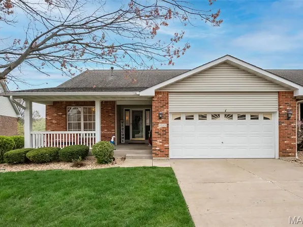 3511 Truman Terrace Dr, Saint Charles, MO 63301