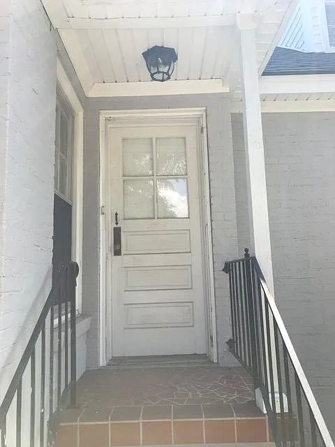 3716B Monroe St — Photo 2