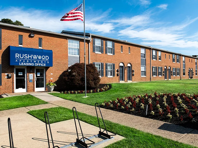 Rushwood Apartments — Photo 7